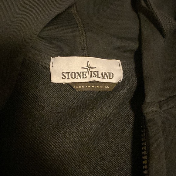 Stone island zip up hoodie - Picture 2 of 4